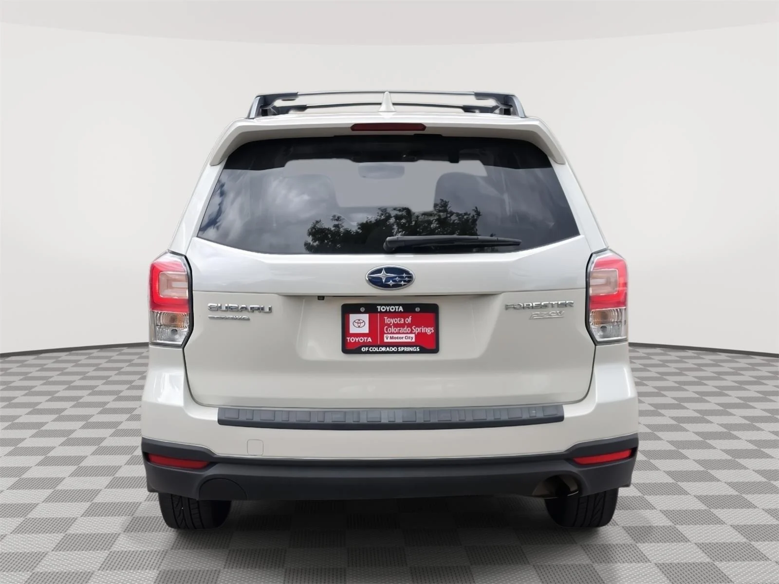 Used 2017 Crystal White Pearl Subaru Premium image 10