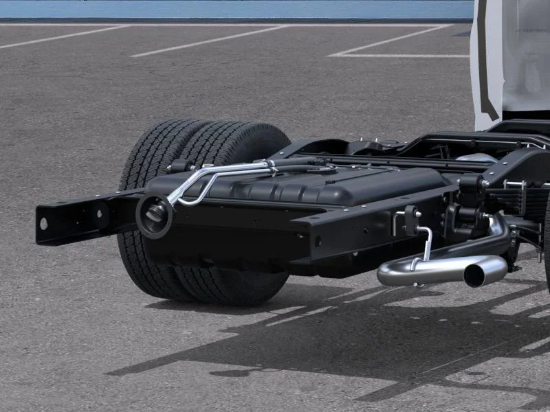 New 2025 Summit White Chevrolet 1WT image 14