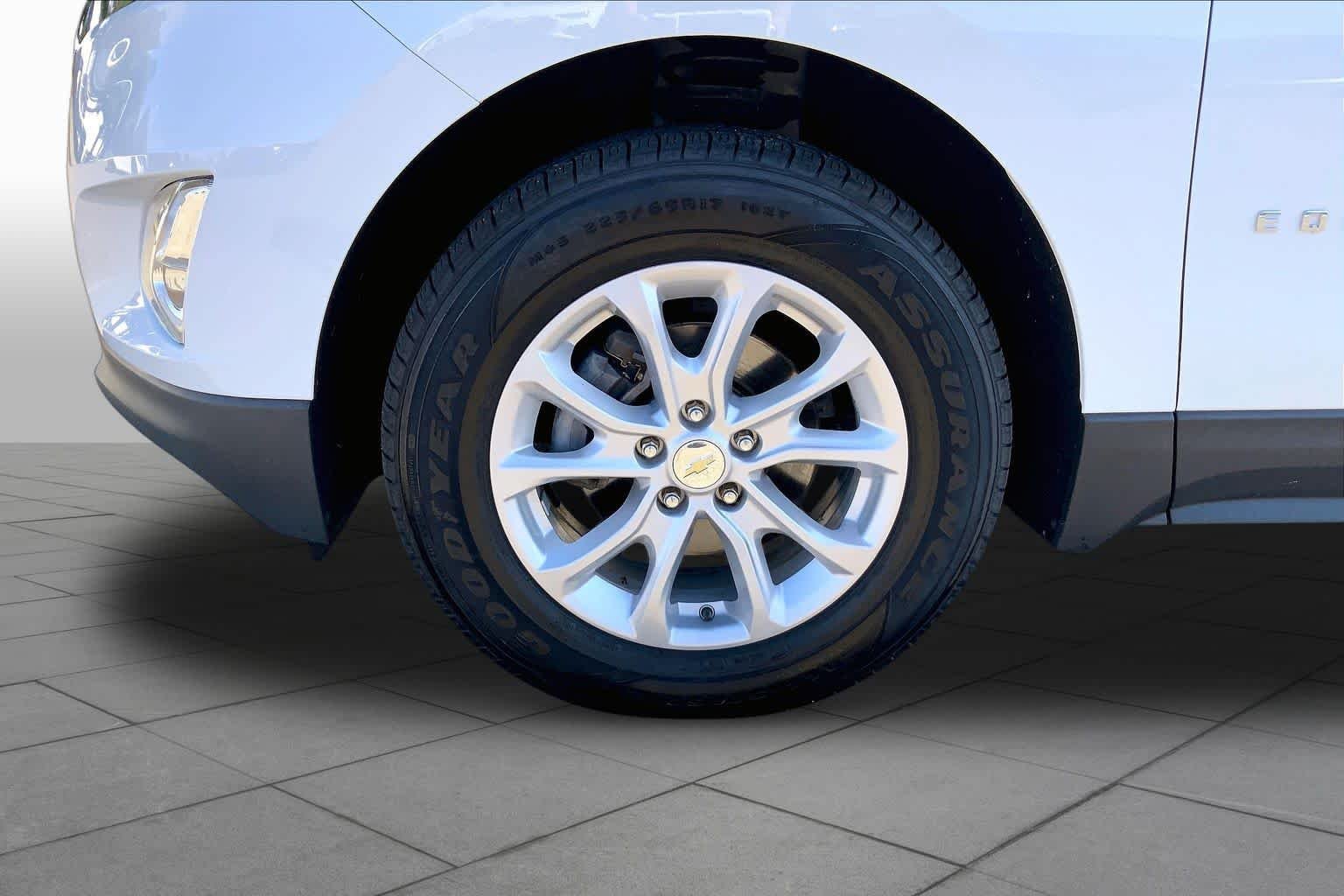 Used 2019 Summit White Chevrolet LT image 11