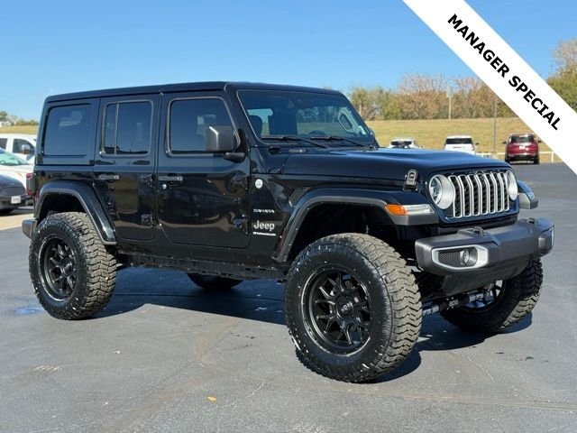 2024 Jeep Wrangler Sahara 