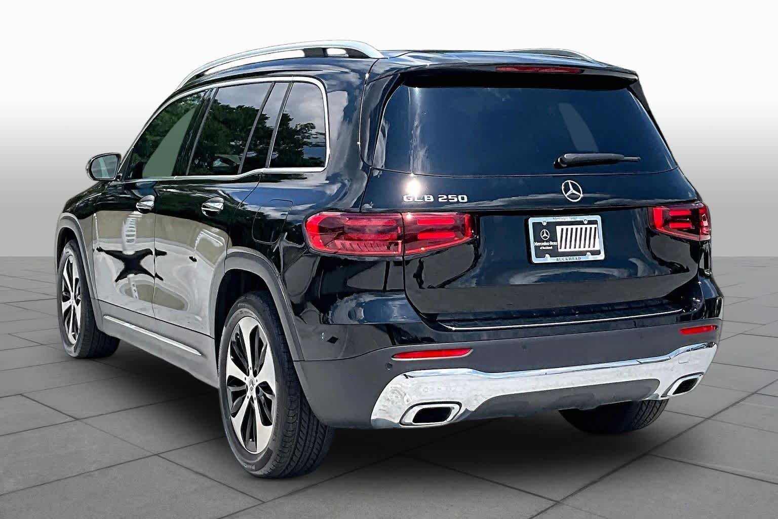 Certified Used 2026 Night Black Mercedes-Benz GLB 250 image 11