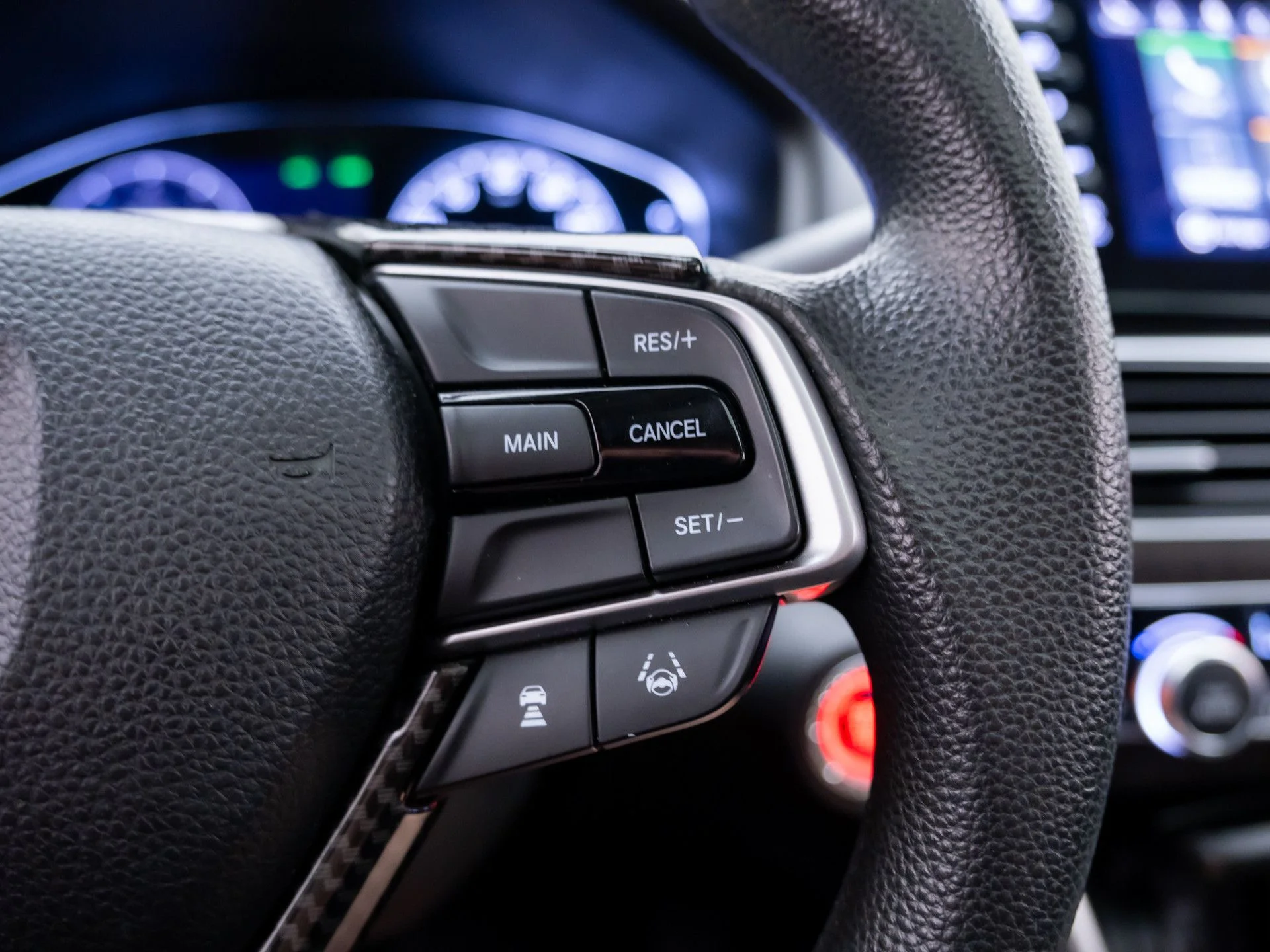 Used 2018  Honda EX image 28