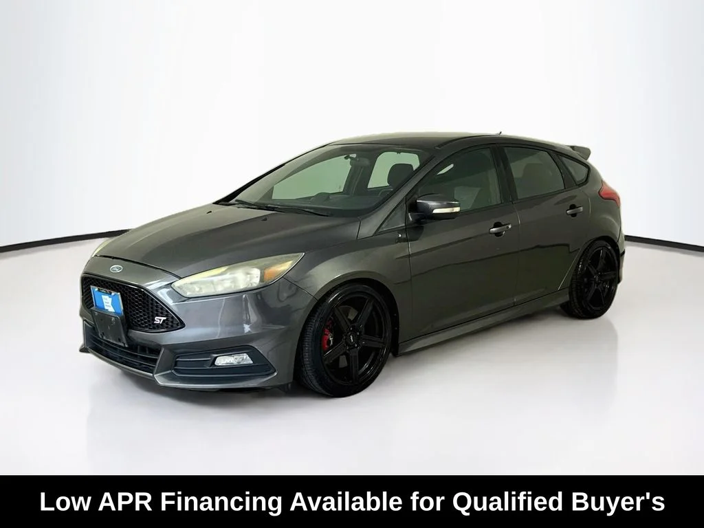 Used 2015 Magnetic Ford ST image 3