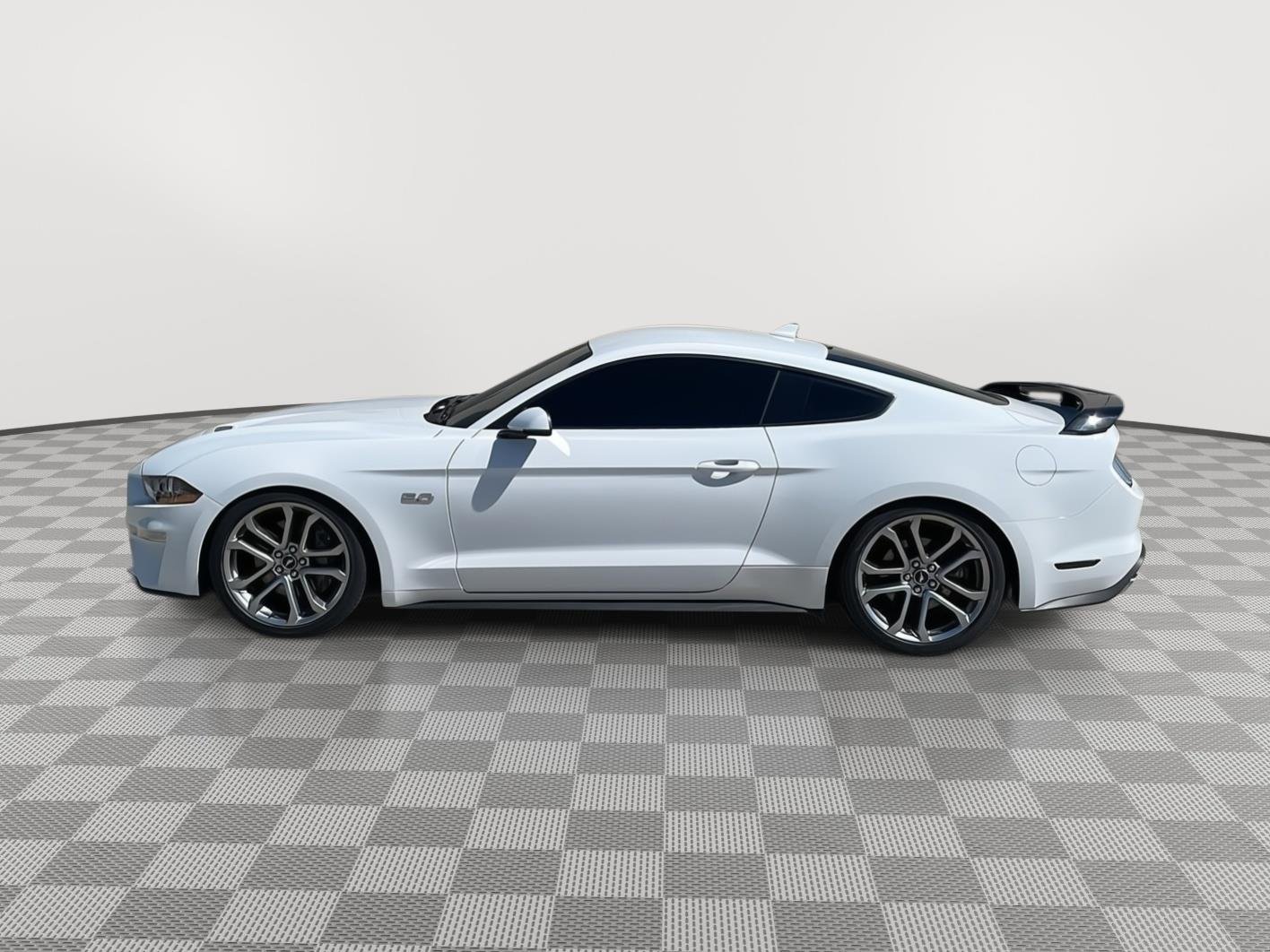Certified Used 2022 Oxford White Ford GT Premium image 6