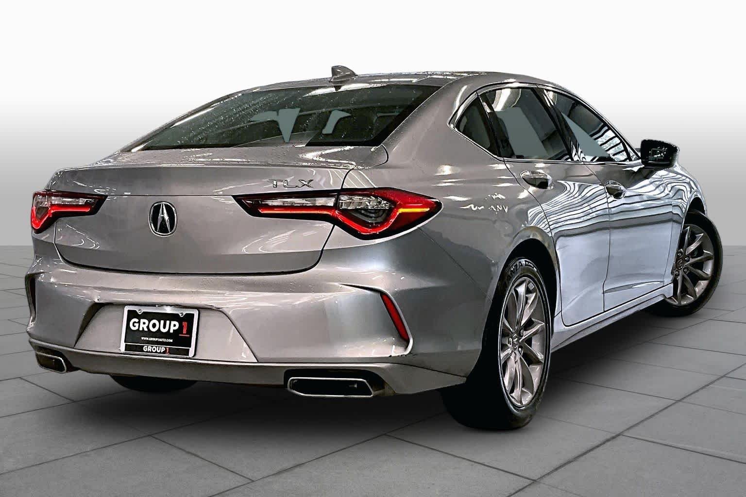 Used 2023 Lunar Silver Metallic Acura  image 13