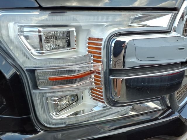 Used 2020 Black Metallic Ford King Ranch image 4