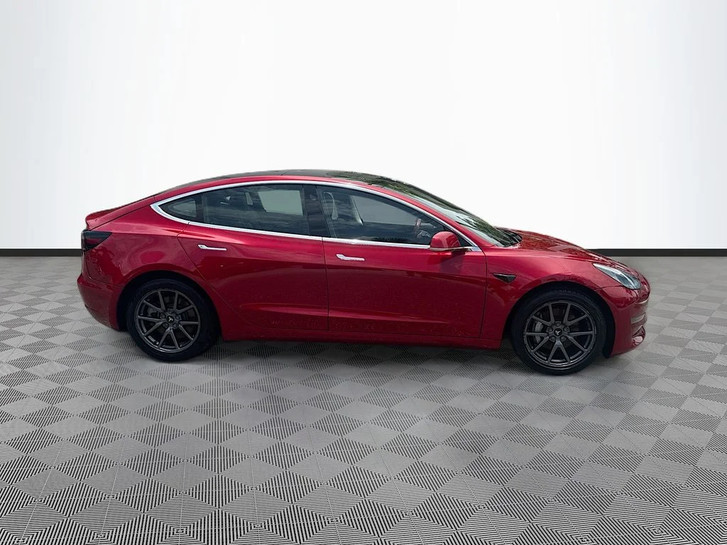 Used 2020  Tesla Standard image 5