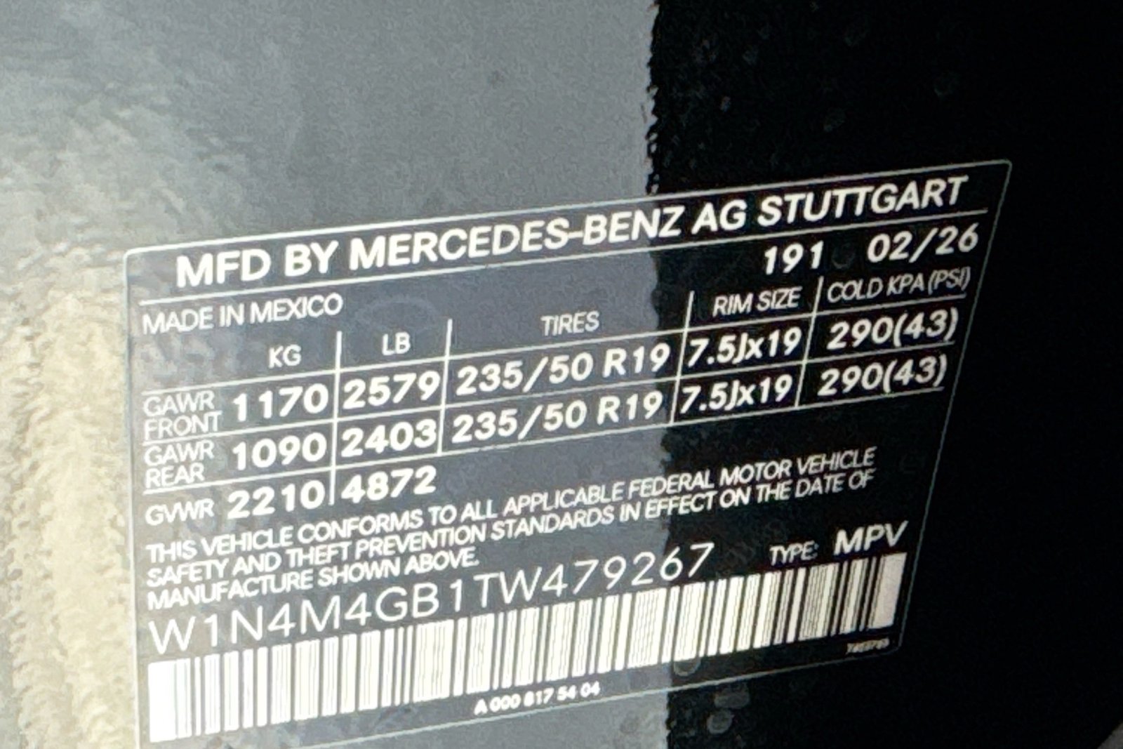New 2026 Cosmos Black Metallic Mercedes-Benz GLB 250 image 30