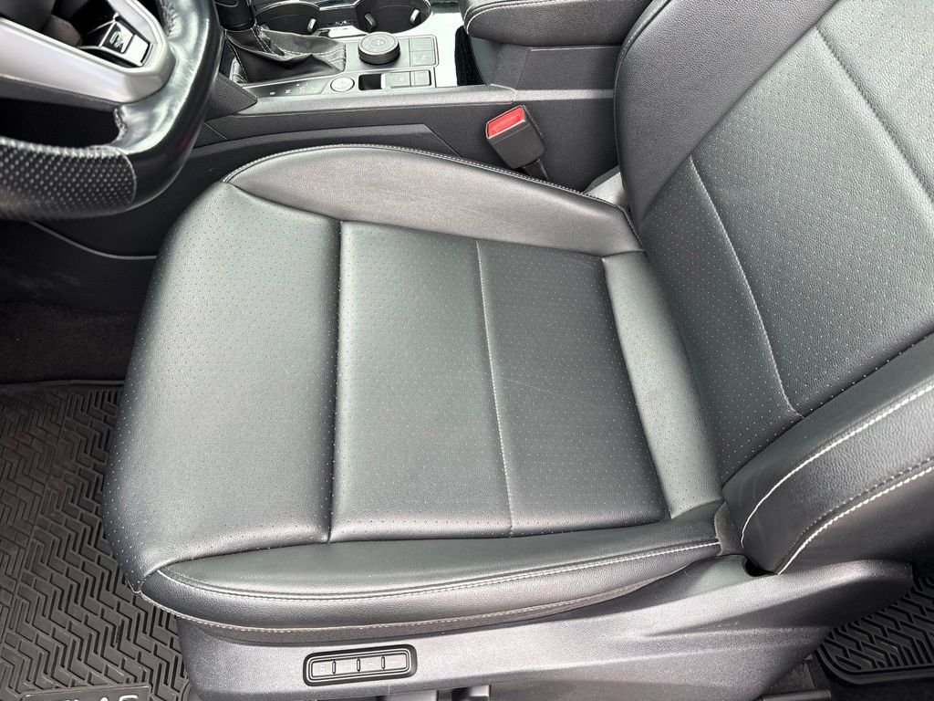 Used 2022 Deep Black Volkswagen 3.6L V6 SEL R-Line image 15