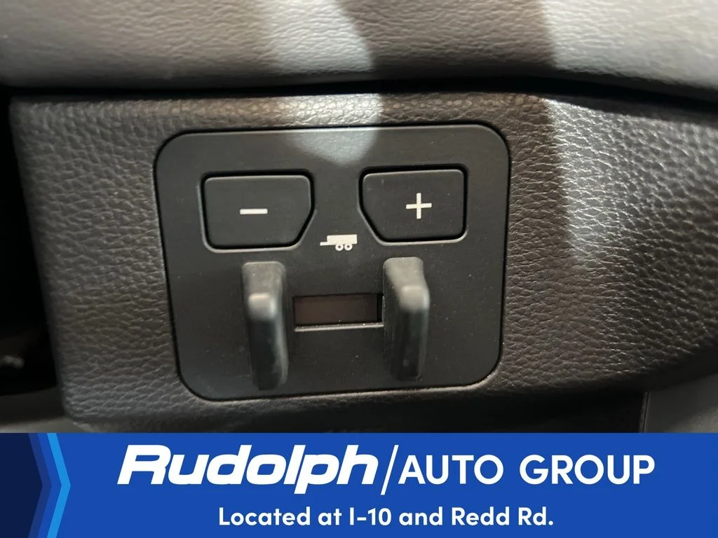 Used 2025 Red Toyota Platinum image 38