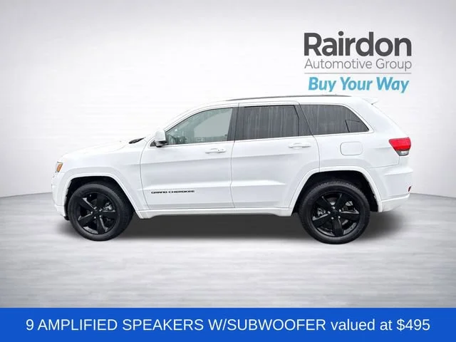 Used 2015 Bright White Clearcoat Jeep Altitude image 4