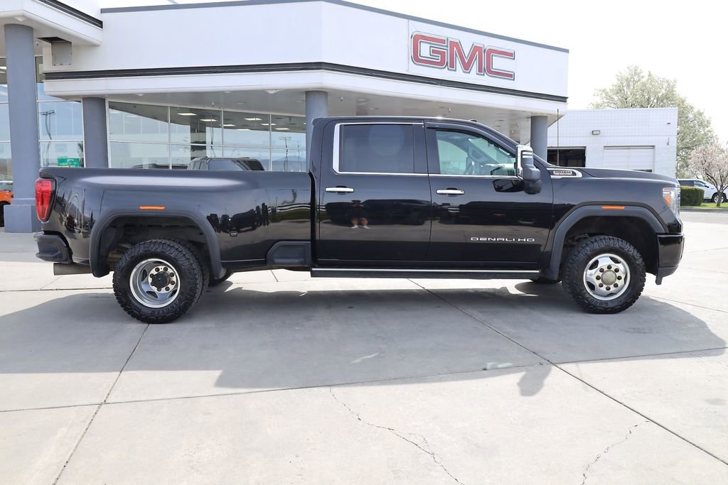 Used 2022 Onyx Black GMC Denali image 7