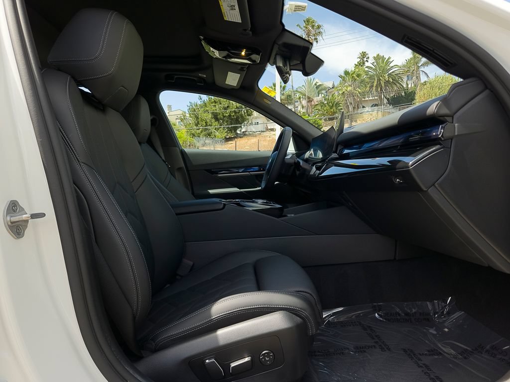 Used 2026 Alpine White BMW eDrive40 image 22