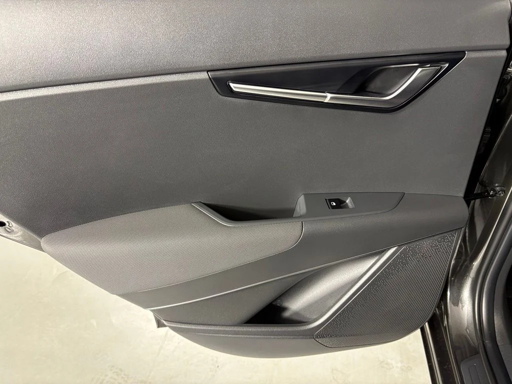 New 2026 Interstellar Gray Kia WIND image 36