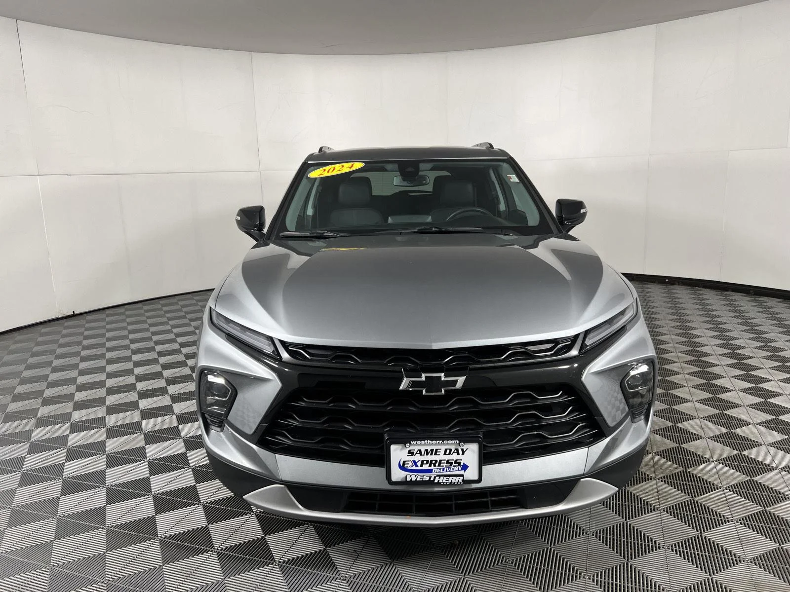 Used 2024 Sterling Gray Metallic Chevrolet LT image 2