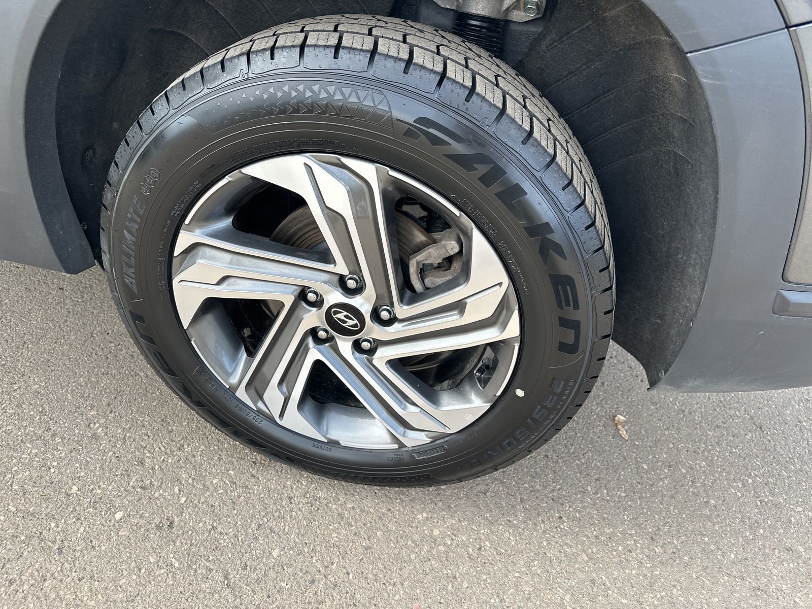 Certified Used 2023 Gray Hyundai SEL image 7