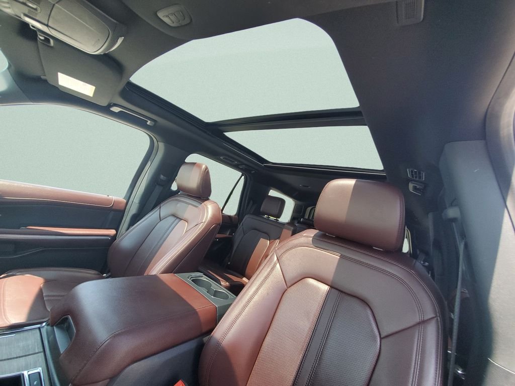 Used 2024 Gray Ford Limited image 22