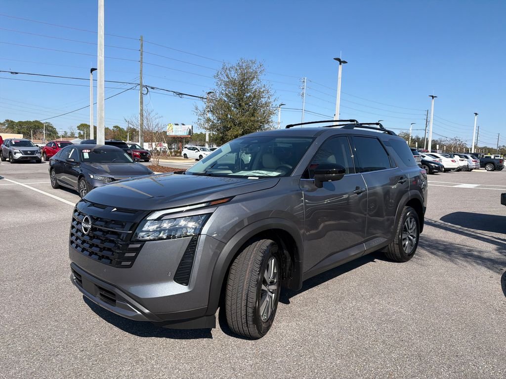 New 2026 Nissan Pathfinder SL 4D Sport Utility