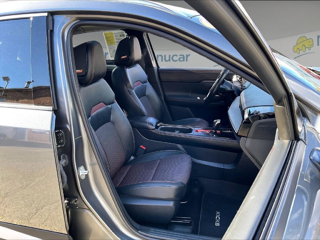 Used 2025 Gray Nissan SR image 11