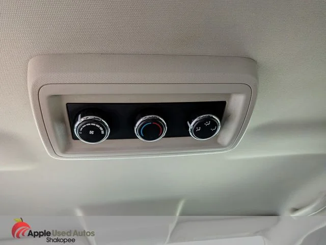 Used 2016 White Dodge Crossroad image 35