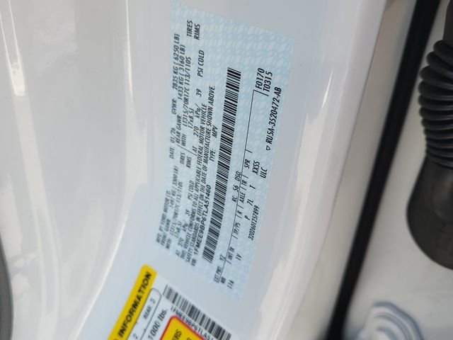 New 2026 Oxford White Ford Badlands® image 13