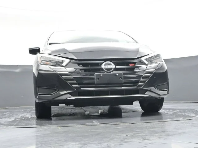 Used 2024 Black Nissan 1.6 SR image 38