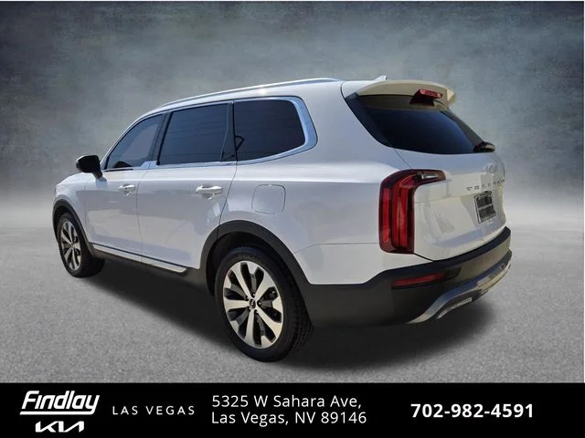 Certified Used 2022 White Kia EX image 9