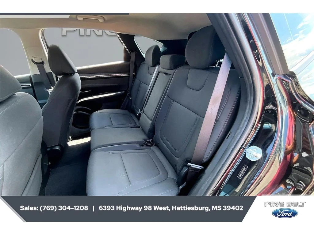 Used 2023 Phantom Black Hyundai SE image 19