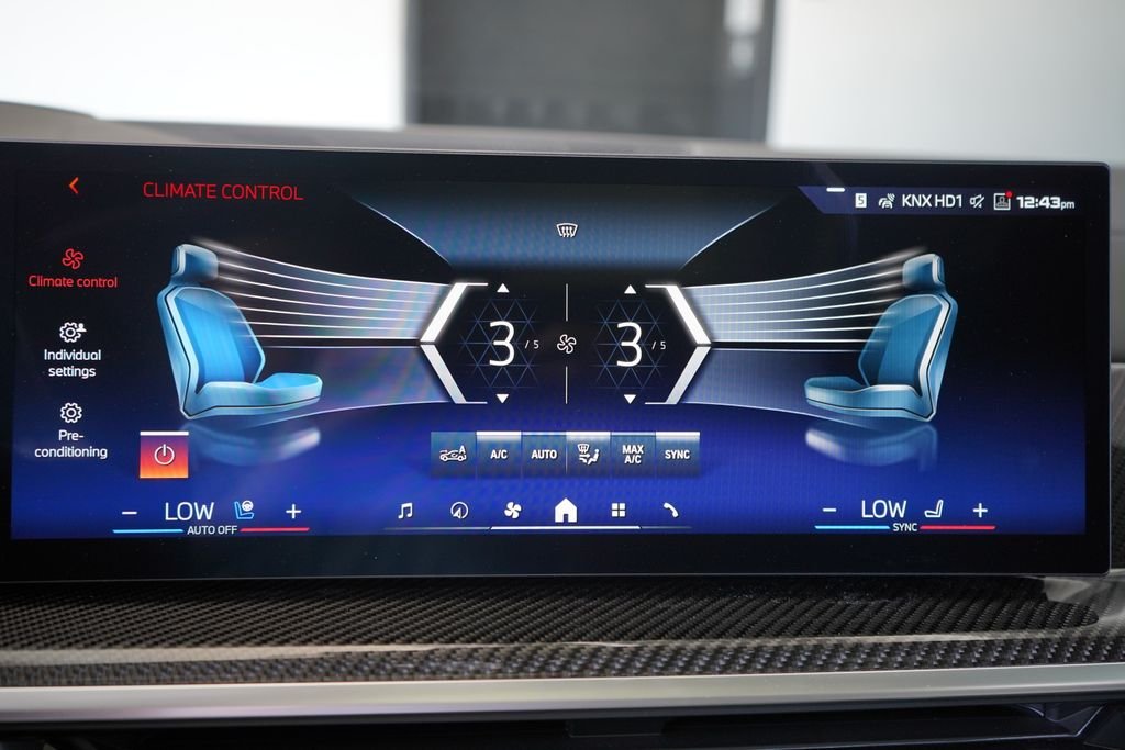 Used 2026 Black Sapphire Metallic BMW M60i image 18