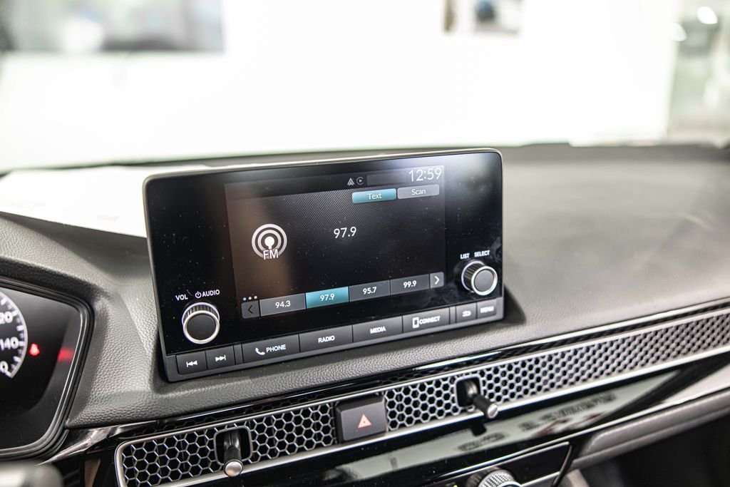 Used 2025 Silver Honda Sport image 25