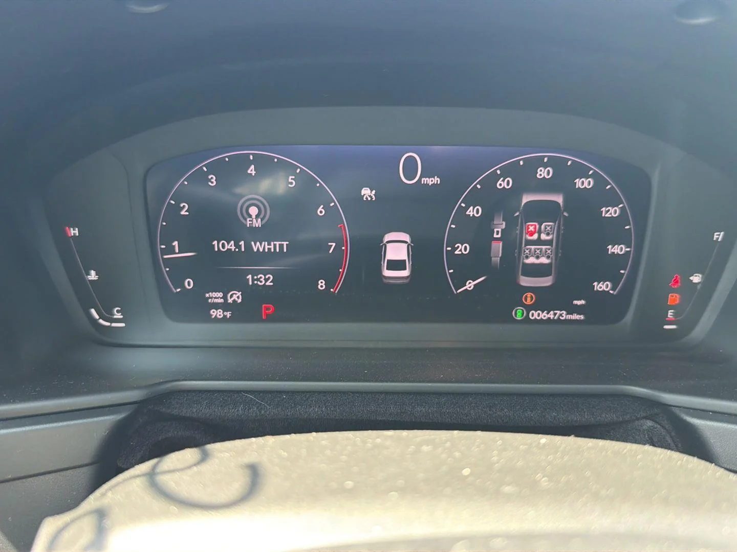 Used 2025 Meteorite Gray Metallic Honda LX image 12