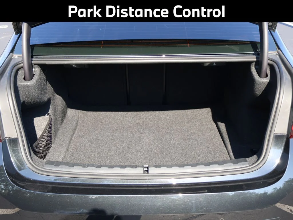Used 2023 Black BMW 330i xDrive image 18