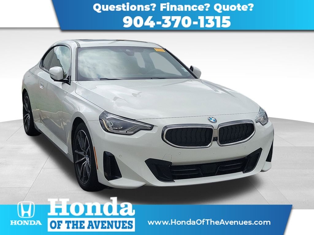 2023 BMW 2 Series 230i Coupe's photo