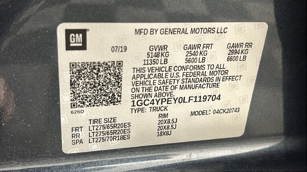 Used 2020 Shadow Gray Metallic Chevrolet LTZ image 37