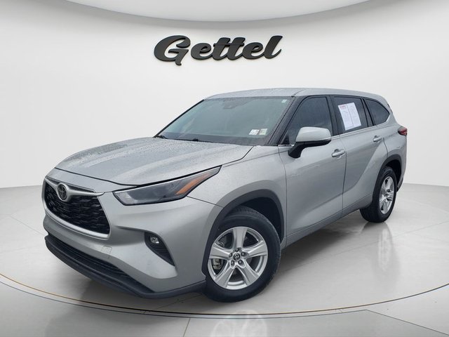 2023 Toyota Highlander LE