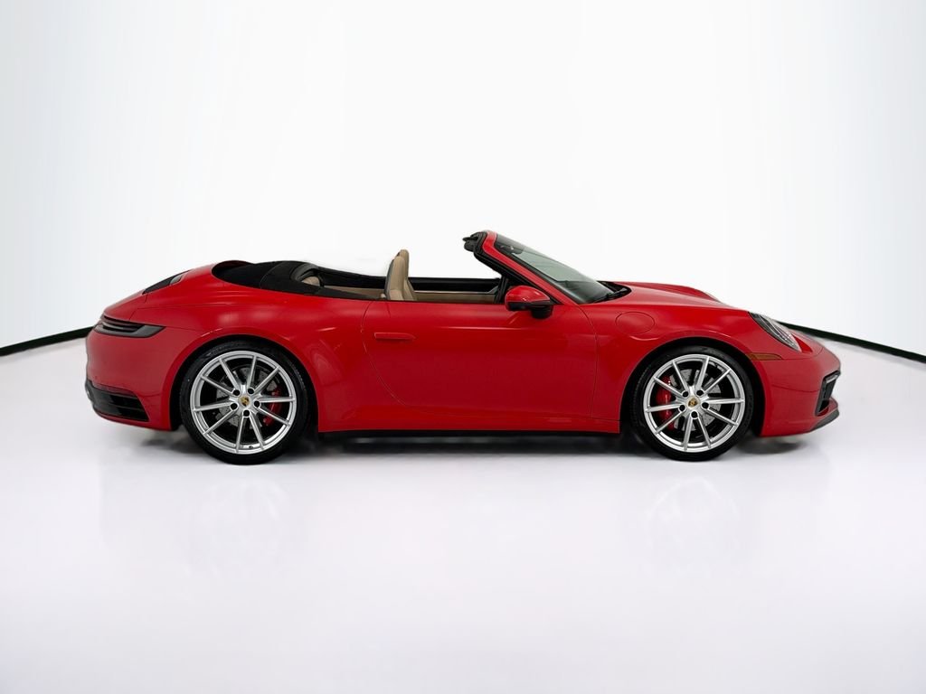 Used 2022 Guards Red Porsche Carrera S image 4