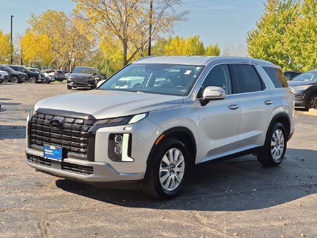 Used 2024 Silver Hyundai SEL image 3