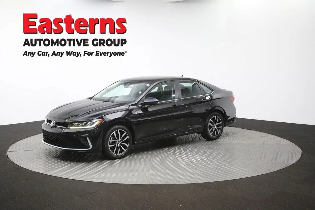 Used 2025 Black Volkswagen 1.5T SE image 55