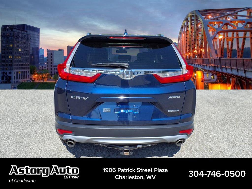 Used 2018 Obsidian Blue Pearl Honda Touring image 4