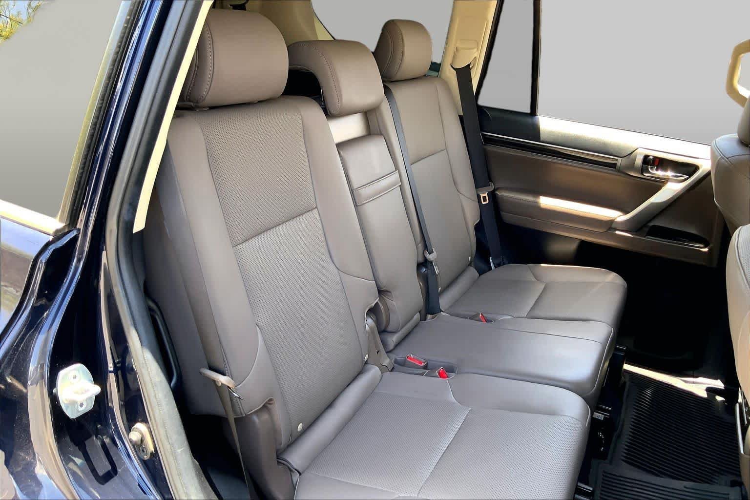 Used 2023 Nightfall Mica Lexus Premium image 17