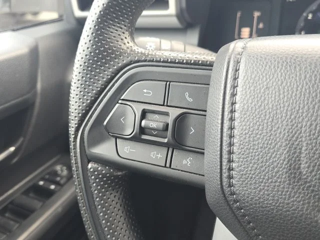 Used 2025 White Toyota SR5 image 33