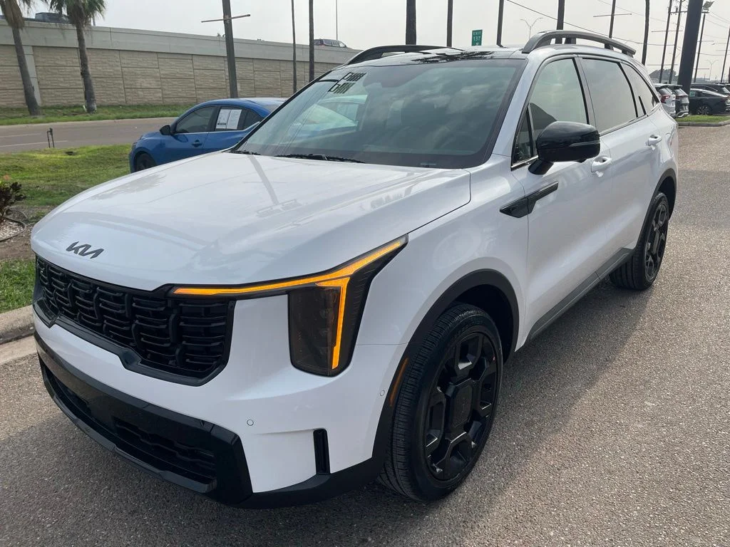 New 2026 White Kia X-Line SX image 3