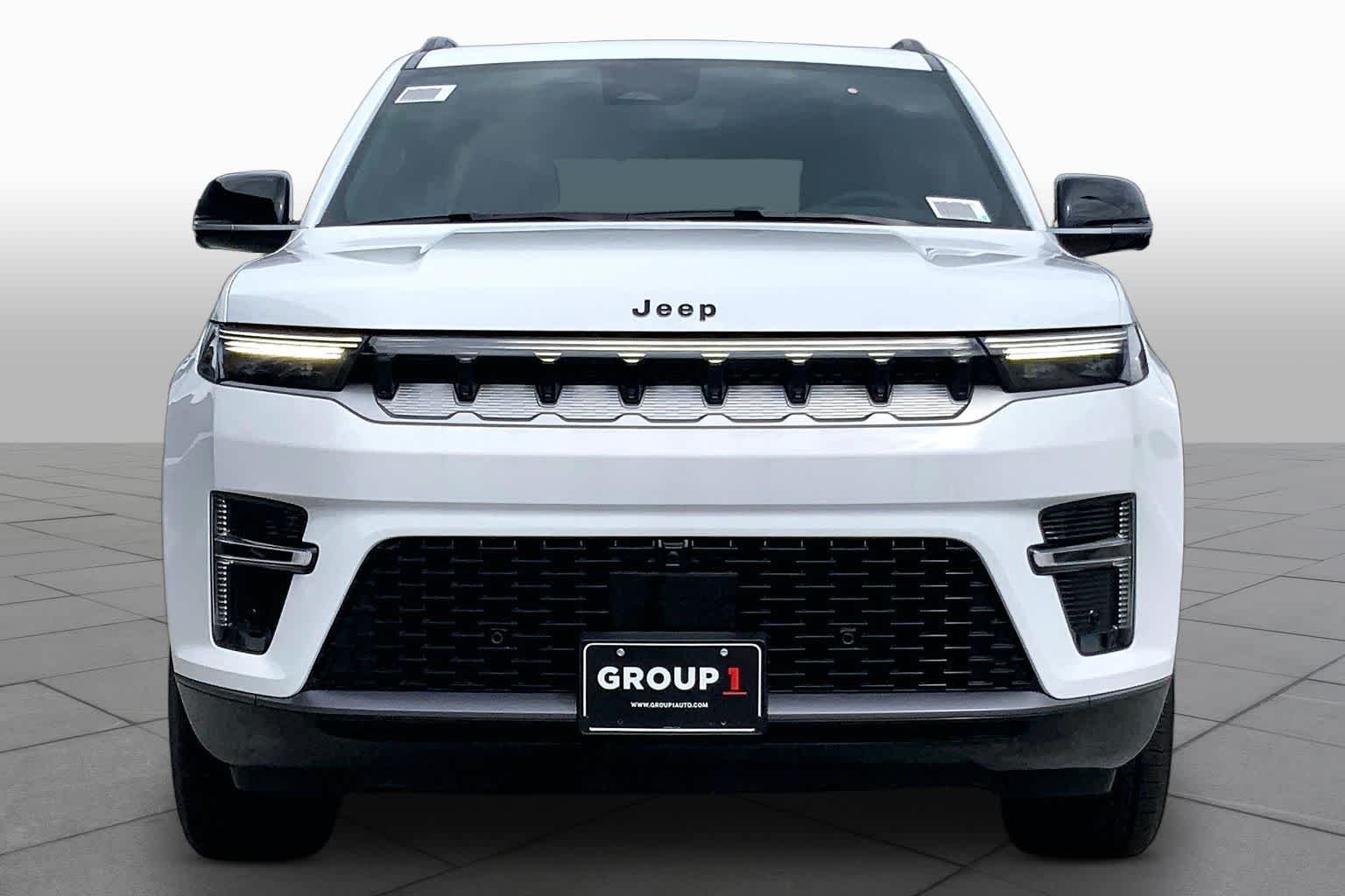 New 2026 Bright White Clear-Coat Exterior Paint Jeep  image 3