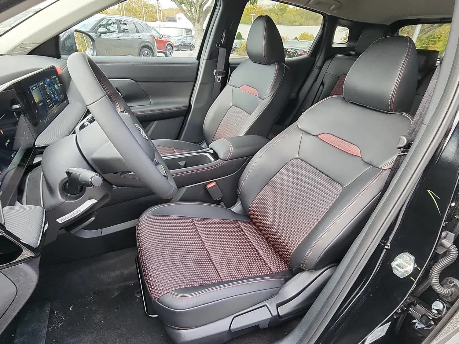 2026 Nissan KICKS SR AWD - Photo 10