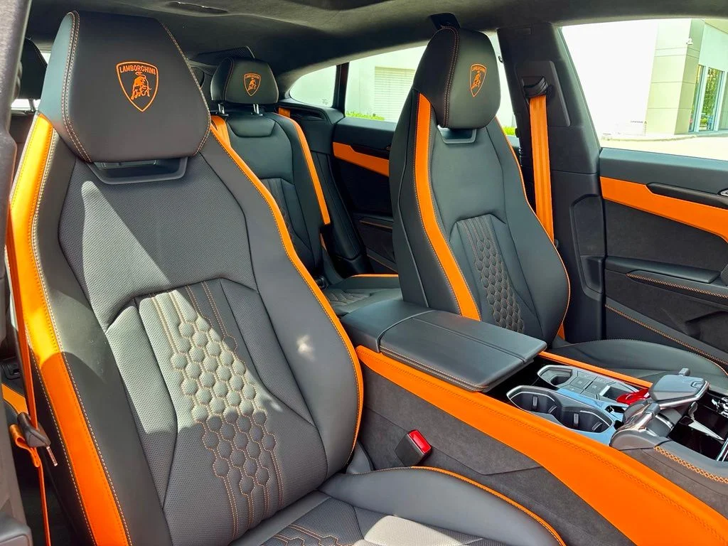 New 2026 Vl/Verde Lares Lamborghini SE image 21