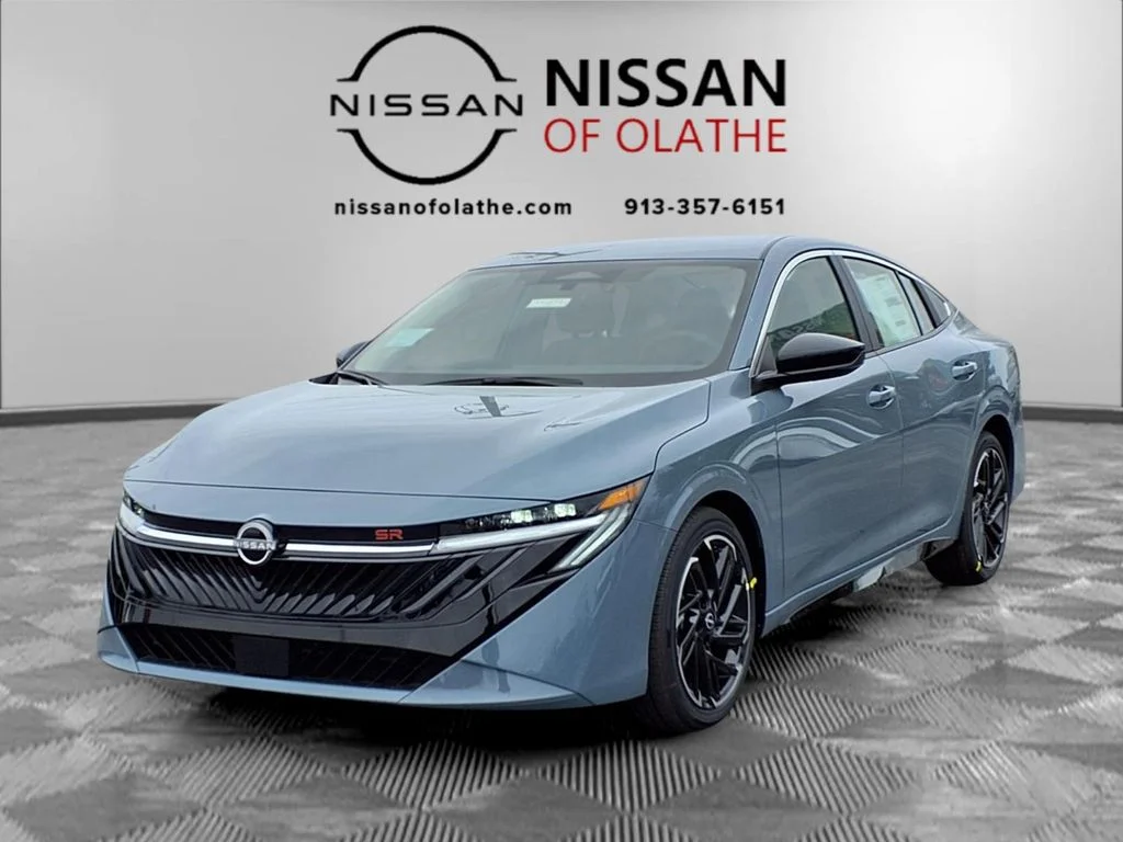2026 Nissan Sentra SR CVT's photo