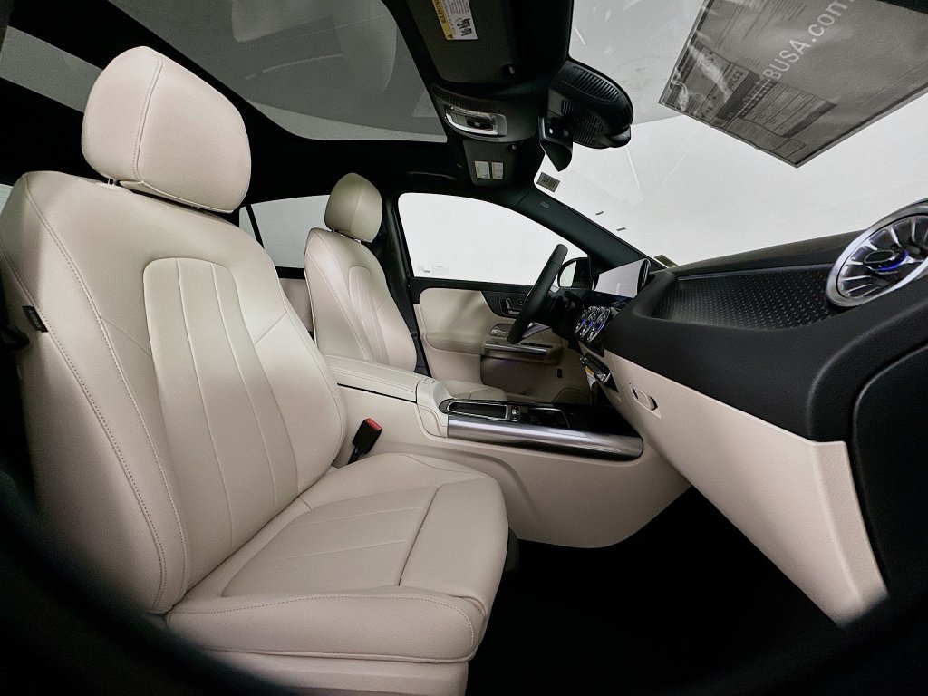 New 2026 Night Black Mercedes-Benz GLA 250 image 59