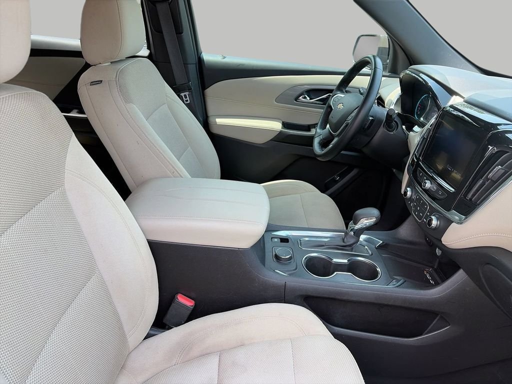 Used 2023 Red Chevrolet LT image 9