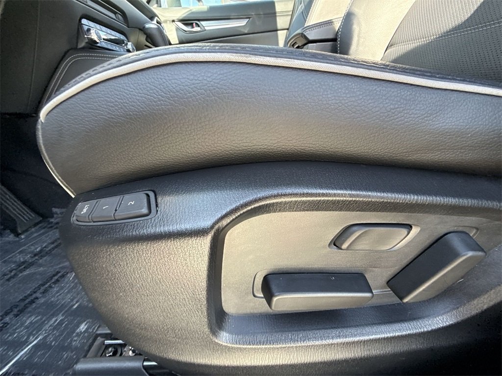 2025 MAZDA CX-5 - Image 11