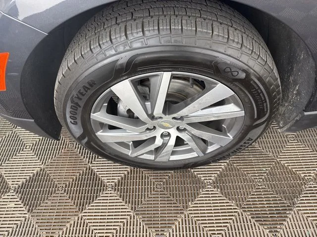 Used 2022 Gray Chevrolet Premier image 26